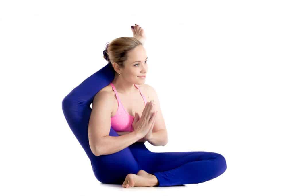 Pose yoga débutant renforcer votre souplesse